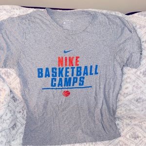 Large Nike Basketball T-shirt
